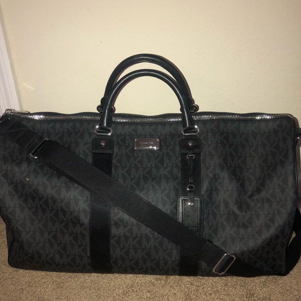 Michael Kors jet set duffle